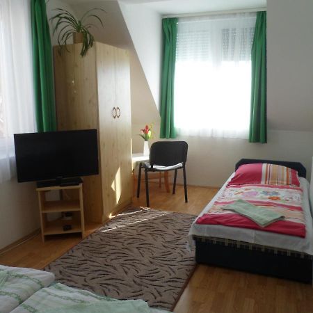 Makai Apartman Hajduszoboszlo Exterior photo